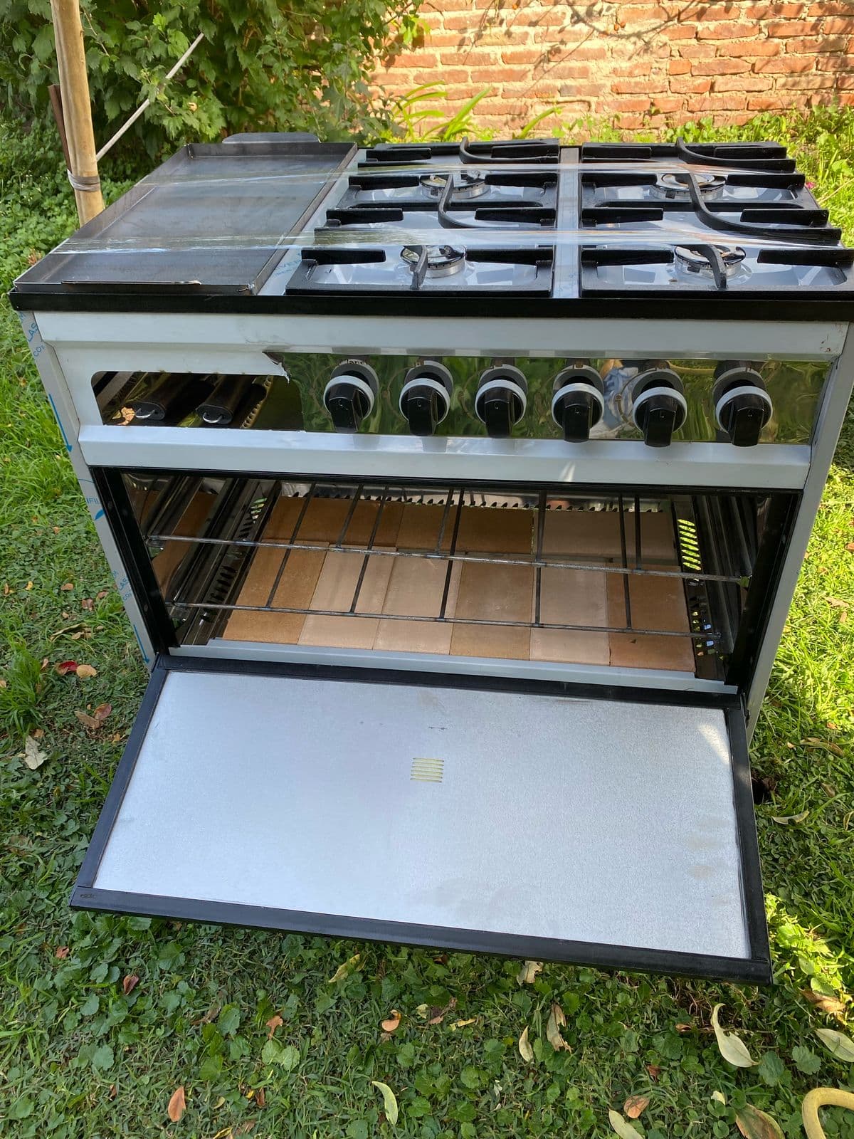 Cocina a Gas 5 Hornallas con Horno Acero Inoxidable